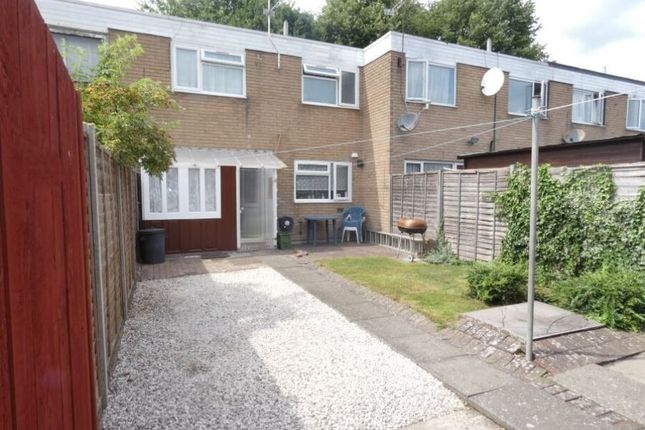 Terraced house to rent in Caswell Close, Farnborough