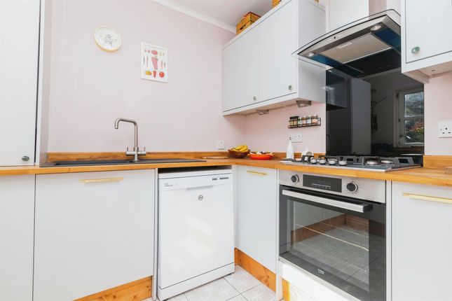 Flat for sale in Auldhouse Court, Glasgow