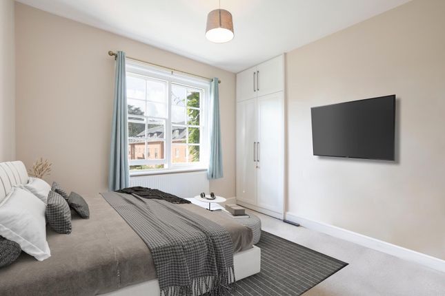Flat for sale in The Stables, Balls Park, Hertford