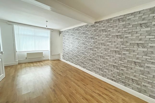 Lloyds Terrace, Port Talbot photo 3