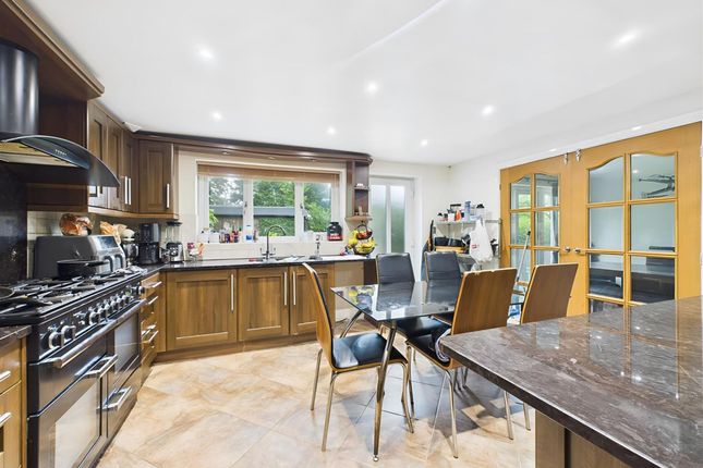 12 Sandown Road, Lancaster photo 3