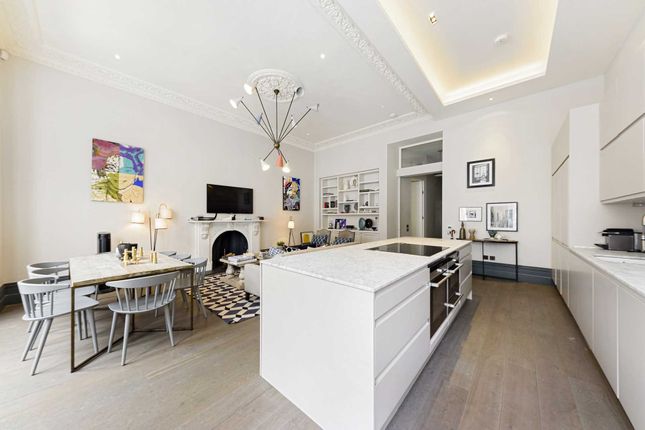 Queensberry Place, London photo 2
