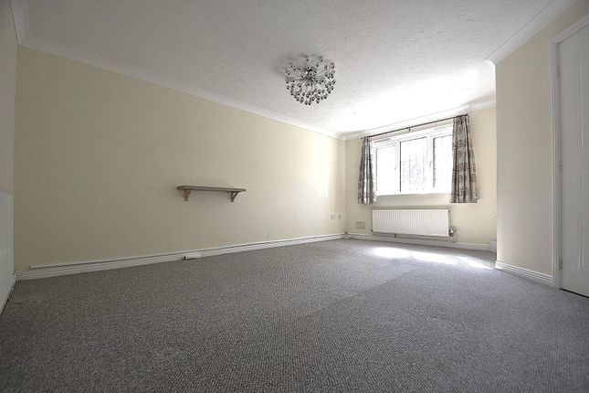 10, Ensign Close, Cowes photo 5