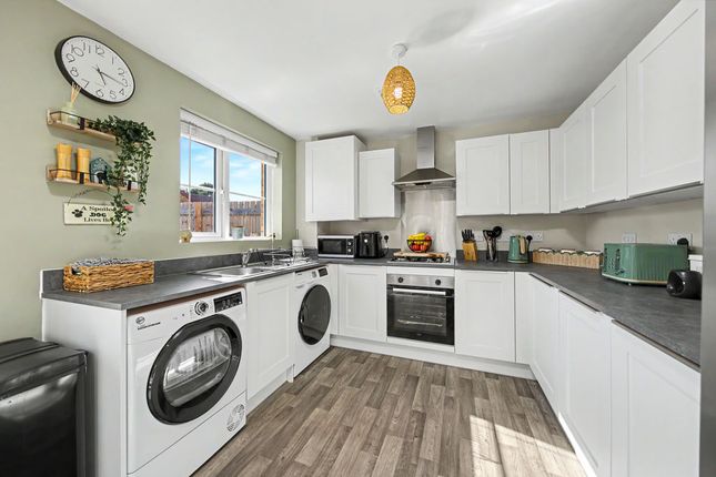 3, Swan Street, Chesterfield photo 3