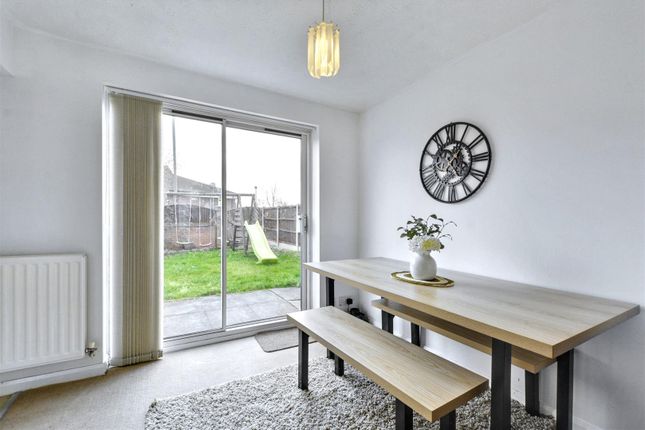 17, Kirkland Drive, Nottingham photo 3