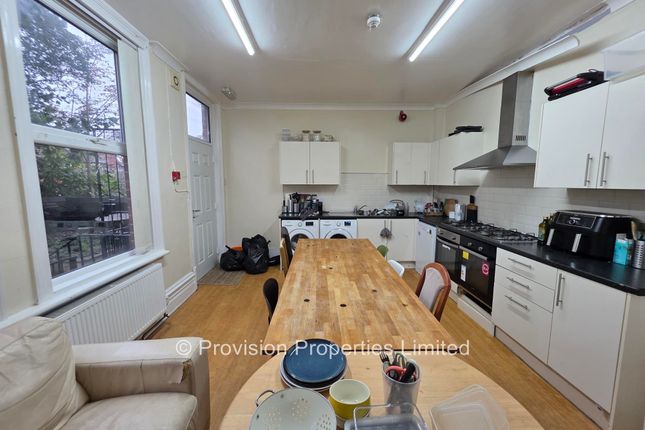 North Grange Road, Hyde Park photo 2