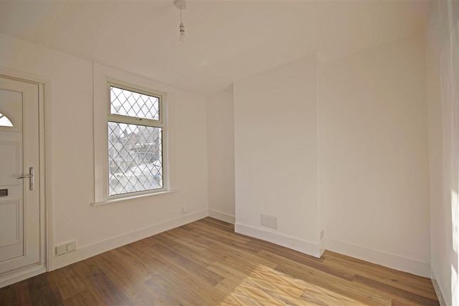 11, Rolleston Road, South Croydon photo 2