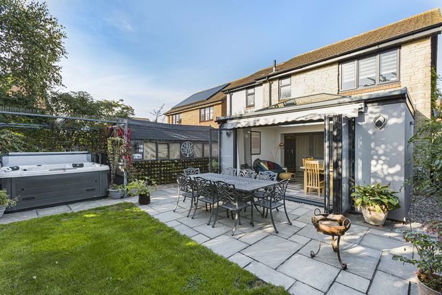 25, French Laurence Way, Chalgrove photo 2