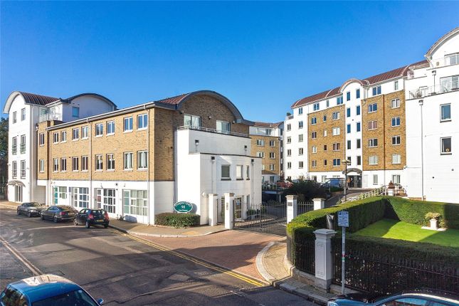 Flat 16,, Prospect Quay, London photo 2