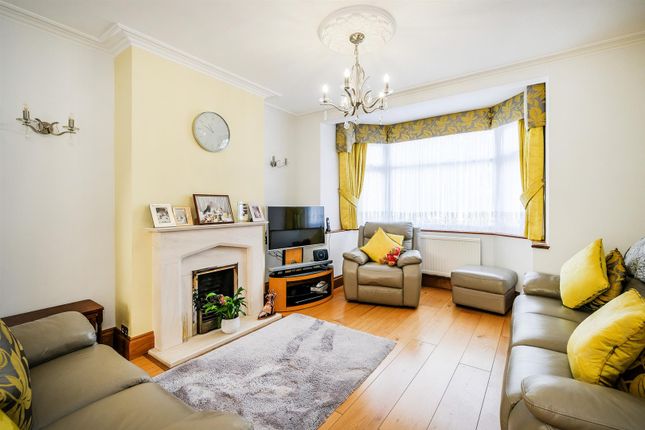 57, Underwood Road, Chingford photo 4