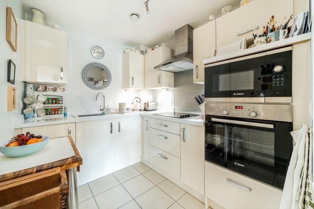 Apartment 17,, Keatley Place, Moreton-In-Marsh photo 4