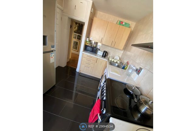 Flat, Burwash House, London photo 2