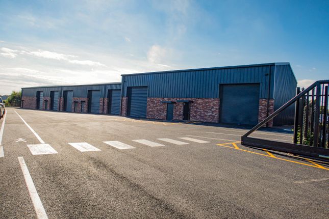 Light industrial to let in Weaver Road, Lincoln