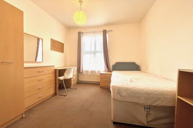 Room to rent in Wathen Road, Leamington Spa