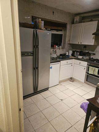 36, Fryatt Road, London photo 4