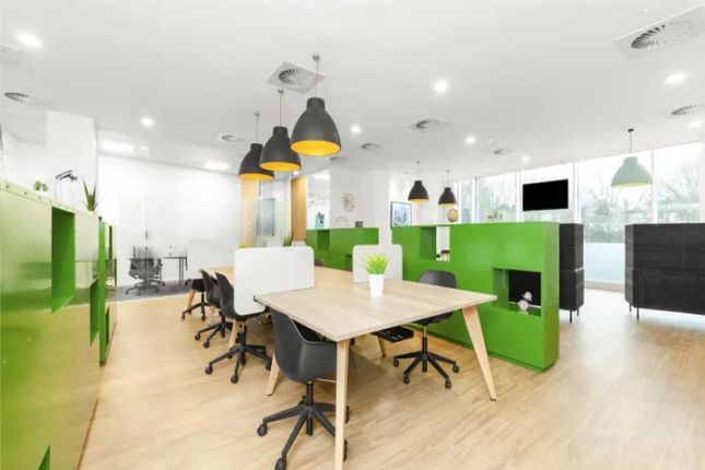 Office to let in Guildford Business Park, Guildford