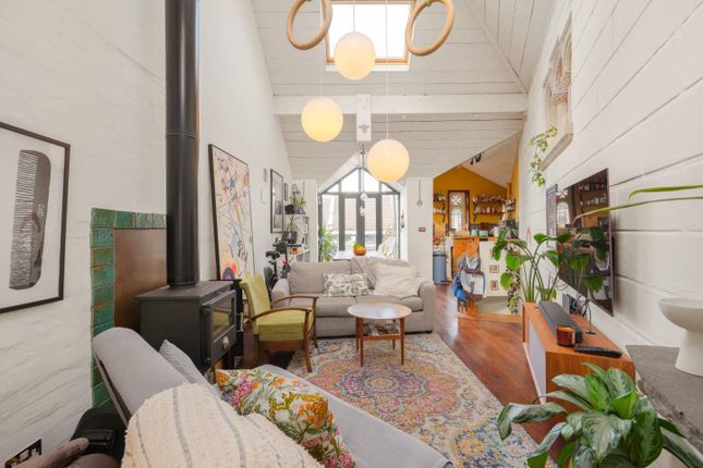 2-bed terraced on Vale Street, Bristol, £400,000