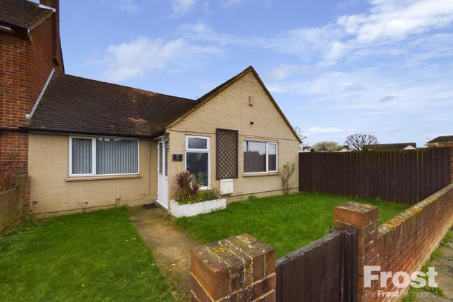 Bungalow for sale in Elsinore Avenue, Stanwell, Middlesex