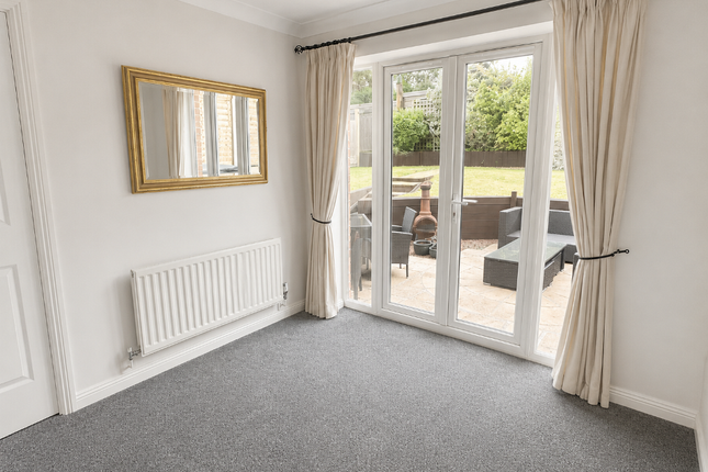 84, Chasewater Way, Cannock photo 5
