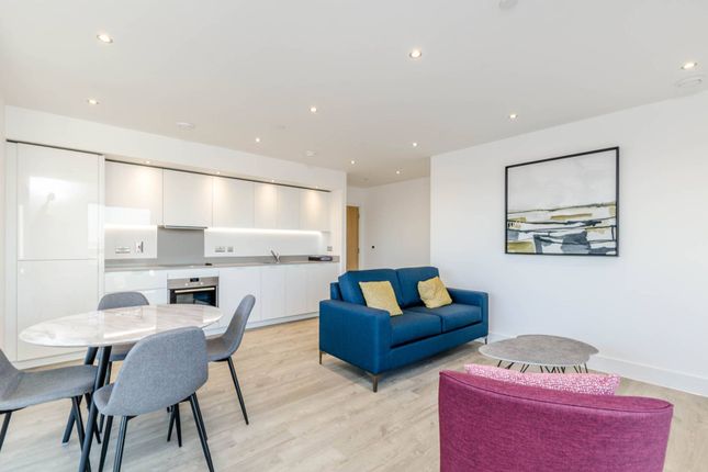 Flat for sale in Master Court, Lyon Square, Harrow