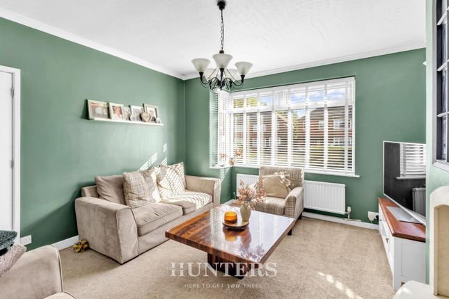 136, Kirkway, Alkrington photo 4