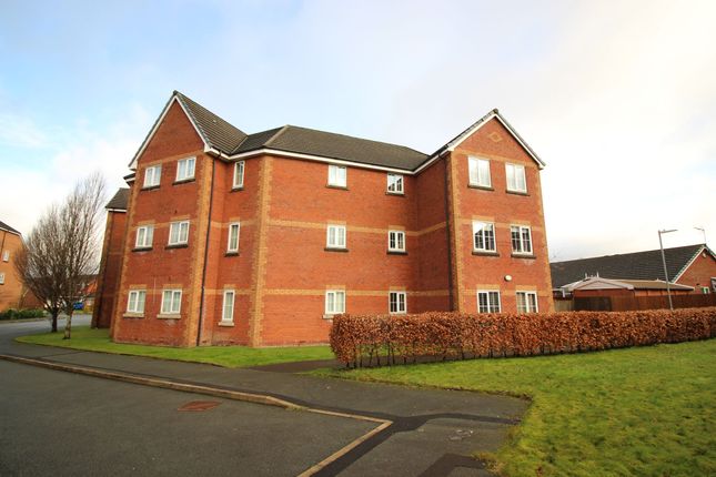 Thumbnail Flat to rent in Highcroft, Bolton