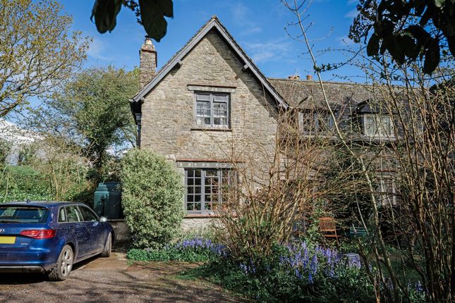 3-bed house on 3, Park Road, Totnes, £360,000