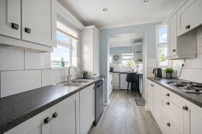 39, Menear Road, St. Austell photo 3