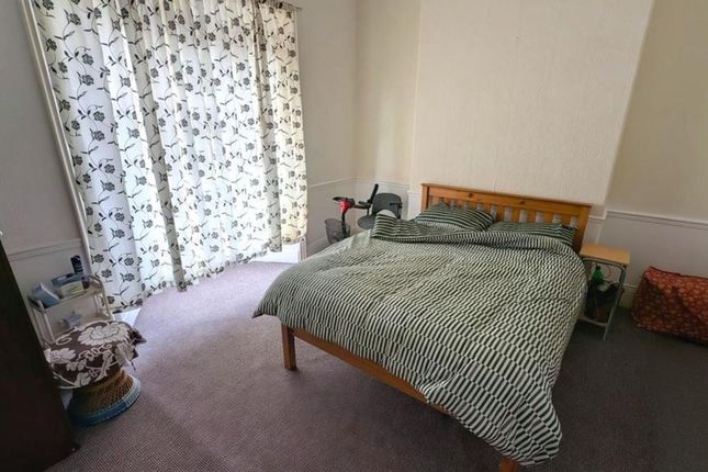 19 Stratfield Street, Sunderland photo 5