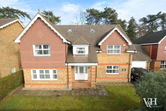 Thumbnail Detached house to rent in Quarry Gardens, Leatherhead