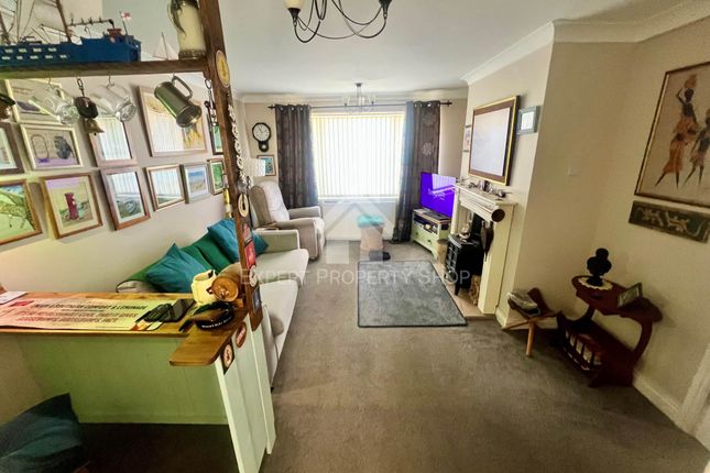 24, York Place, Worksop photo 2