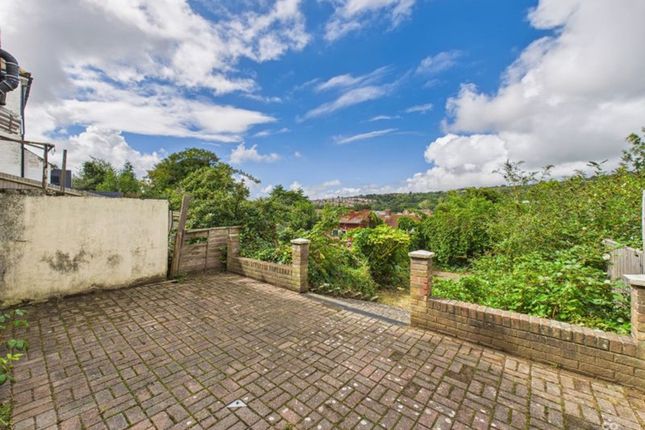 73 Widdicombe Way, Brighton photo 2