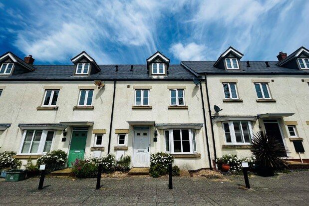 Thumbnail Terraced house to rent in Phoenix Way, Bristol