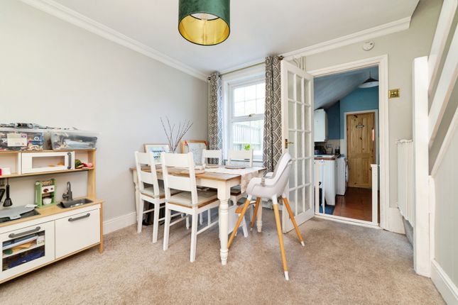 13, Longfield Road, Bedfordshire photo 4