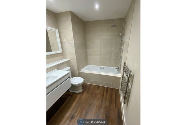 Beech House Lauriston Close, Manchester photo 5