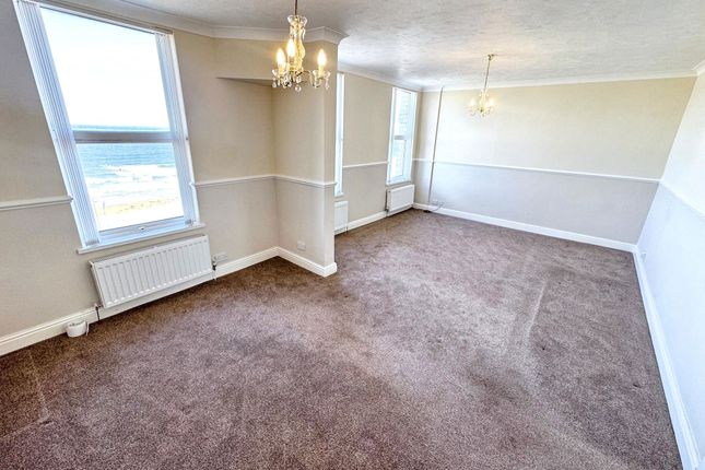 Flat 10 Regency Mansions, Newcomen Terrace, Redcar photo 2