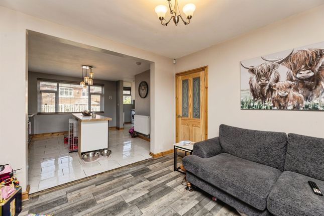 133, Darfield Road, Barnsley photo 4