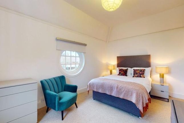 1-bed house on Broadwater Road, London, £1,550/mo