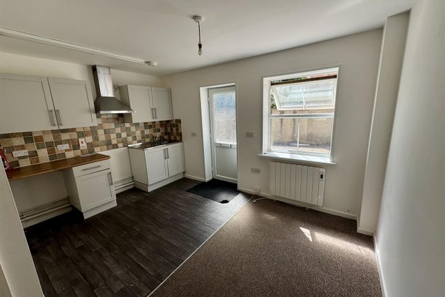 Flat 1C, Mountjoys Lane, Cinderford photo 4