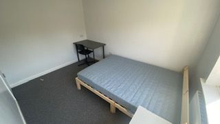Room to rent in Room 5, Walsall Street, Coventry