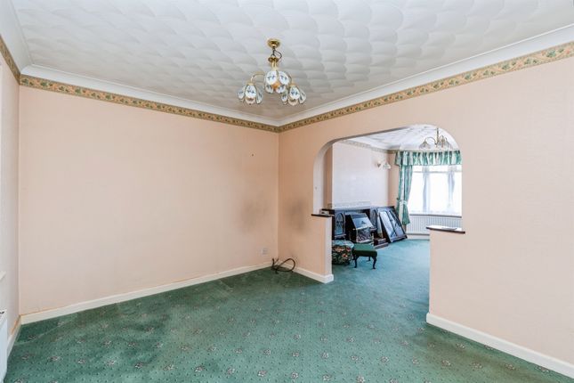 56, Hammonds Lane, Southampton photo 4