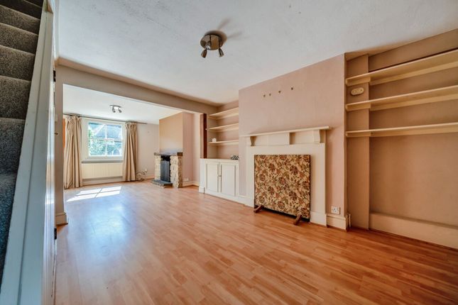 77 Lion Lane, Haslemere photo 4