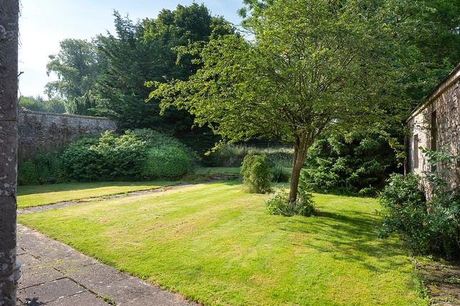 Townfoot Cottage & Old Estate Yard,, Carnwath, Lanarkshire photo 4