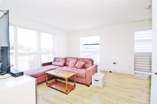 Flat 23 Bradbury's Court, Harrow photo 3