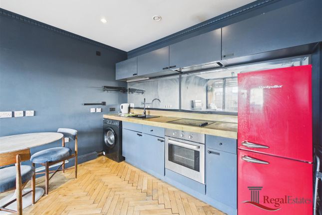 Flat 23, 8, Hillside, London photo 4