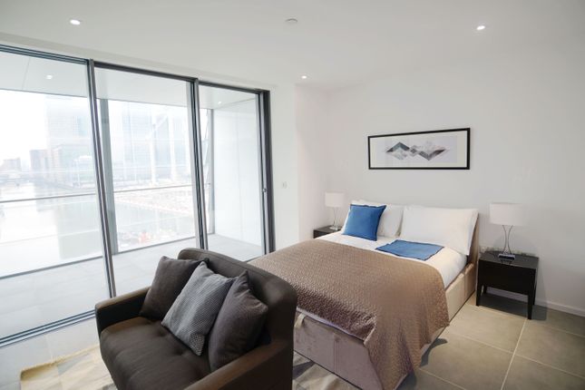 Studio to rent in Dollar Bay Place, London