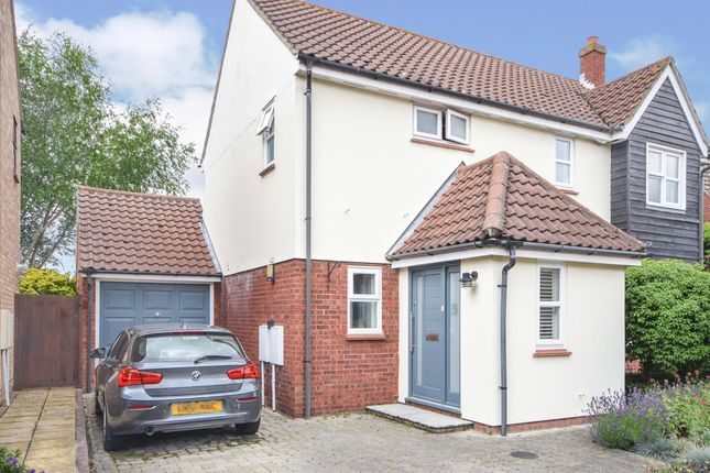 Thumbnail Detached house for sale in Regal Close, Great Baddow, Chelmsford