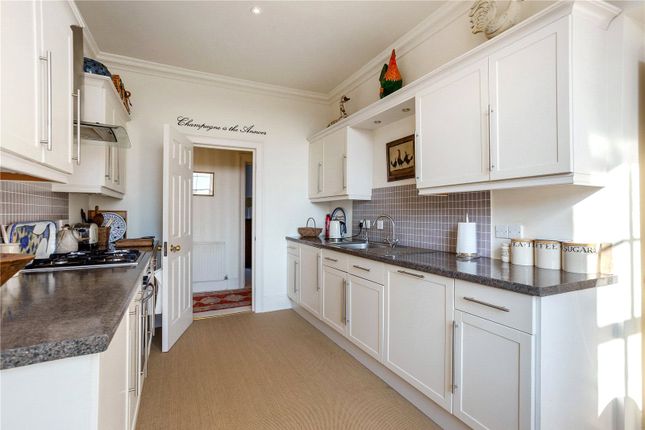 Flat 3, 4, Sion Hill Place, Bath photo 3