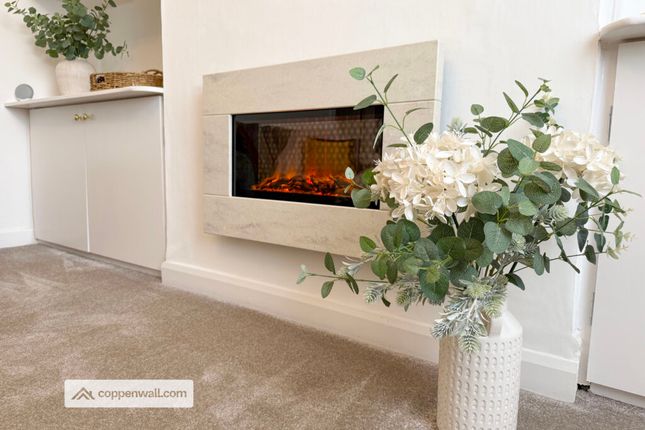 5, Stone Holme Terrace, Rossendale photo 2