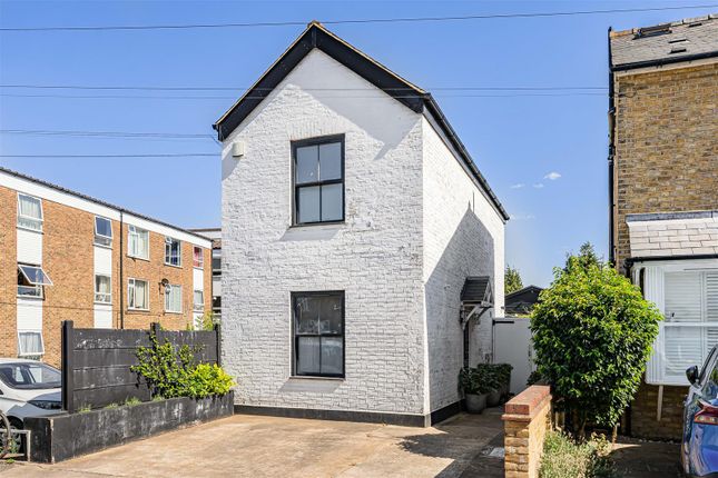 130 130A 130B, Acre Road, Kingston Upon Thames photo 2